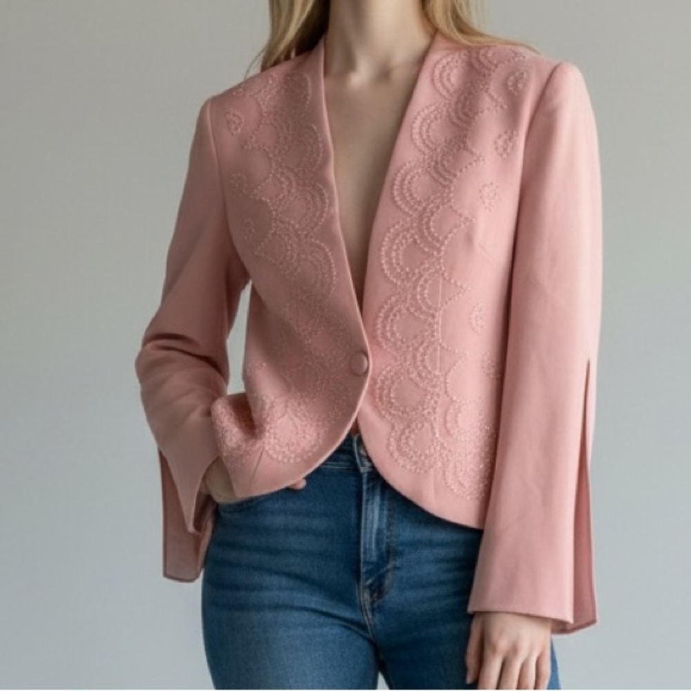 Blush Pink Embroidered Scallop Edge Jacket Women’s size 6